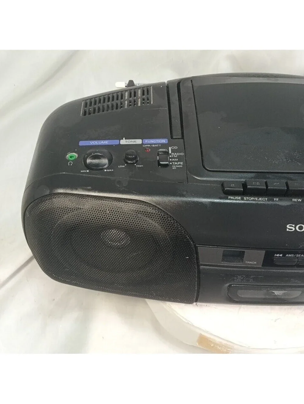 Sony CFD-8 Portable CD Radio Cassette-Corder Boombox Black Vintage